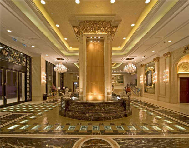 欧式风格酒店设计主题颜色：金色、象牙白